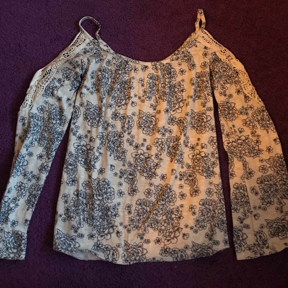 Cold shoulder shirt